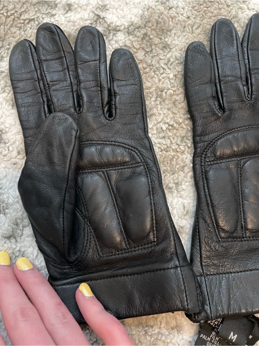 Harley Davidson genuine leather riding gloves - Picture 8 of 8
